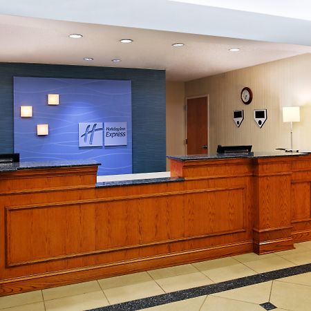 Holiday Inn Express Richmond-Brandermill-Hull Street By Ihg Exterior foto