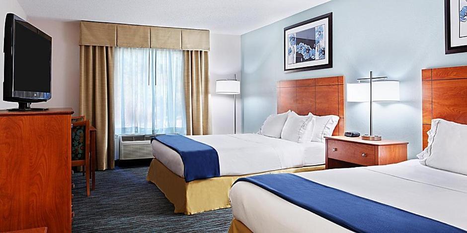 Holiday Inn Express Richmond-Brandermill-Hull Street By Ihg Exterior foto
