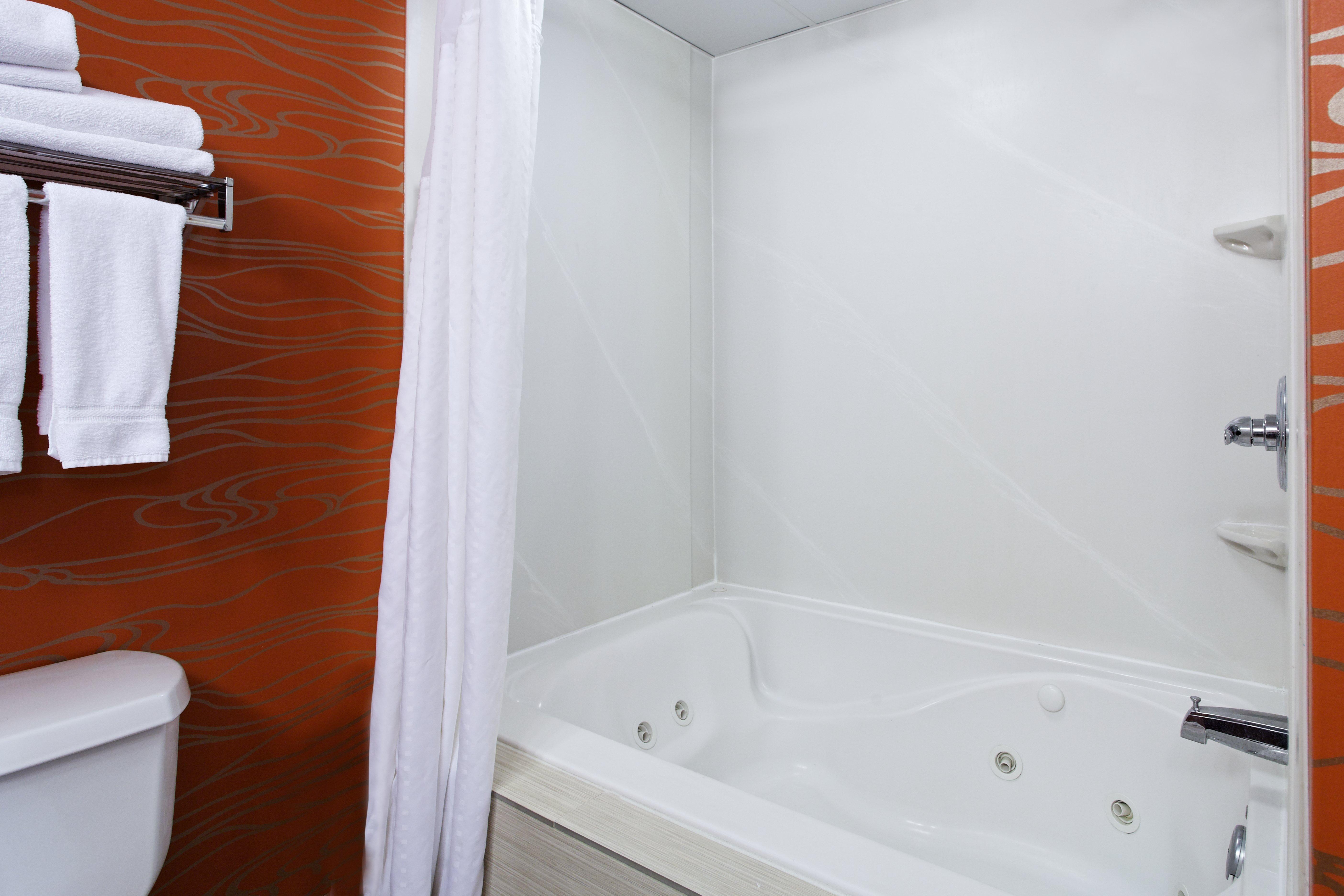 Holiday Inn Express Richmond-Brandermill-Hull Street By Ihg Exterior foto