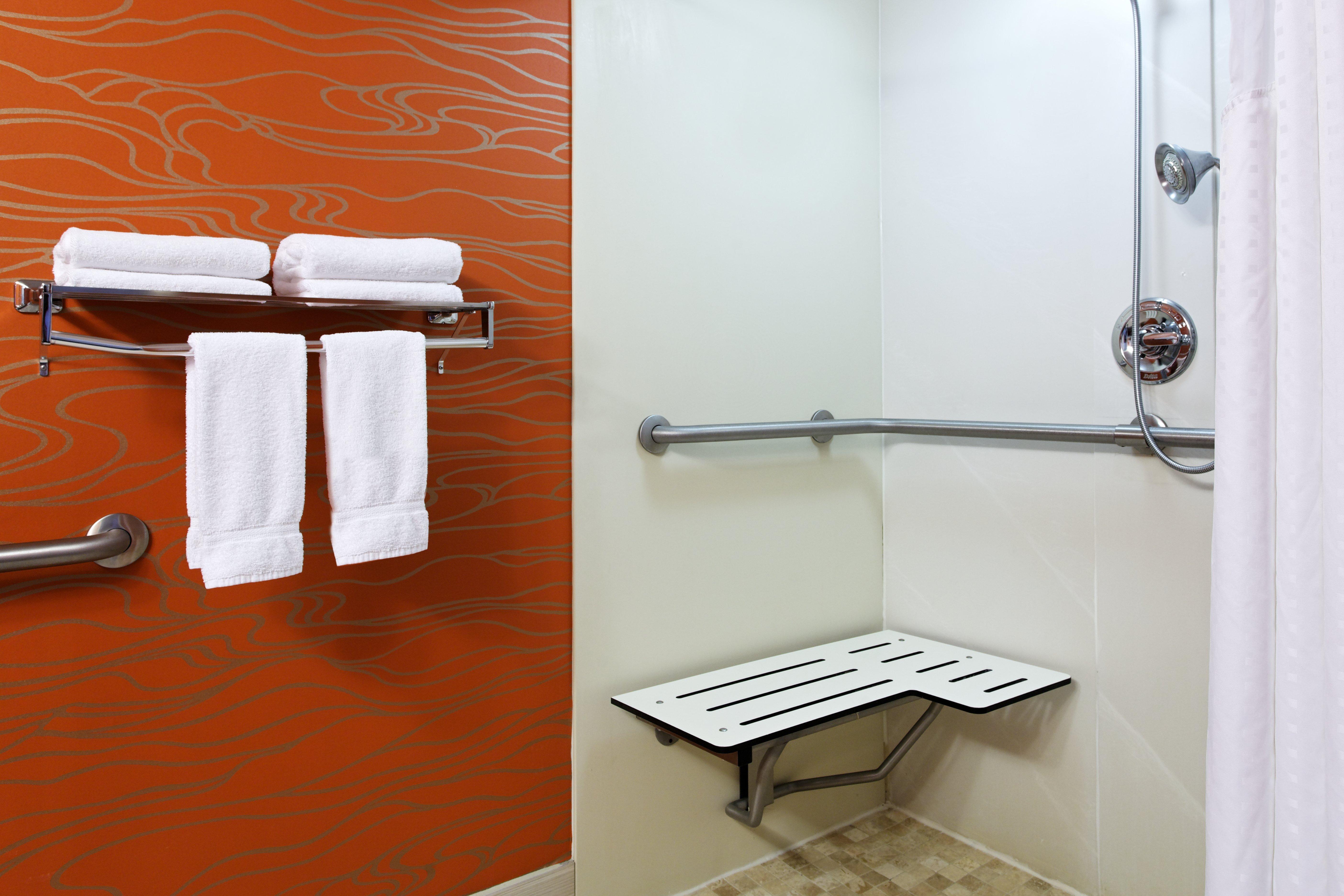 Holiday Inn Express Richmond-Brandermill-Hull Street By Ihg Exterior foto
